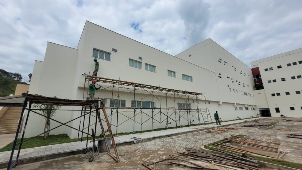 Brise SL4 Unimed Teófilo Otoni - Antes da Obra